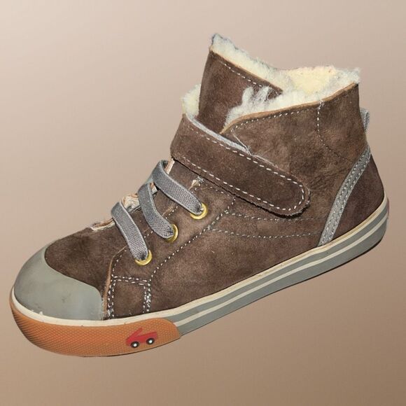 Toddler See Kai Run Devon Genuine Shearling Lined Sneaker Brown Size 12 - Picture 9 of 9